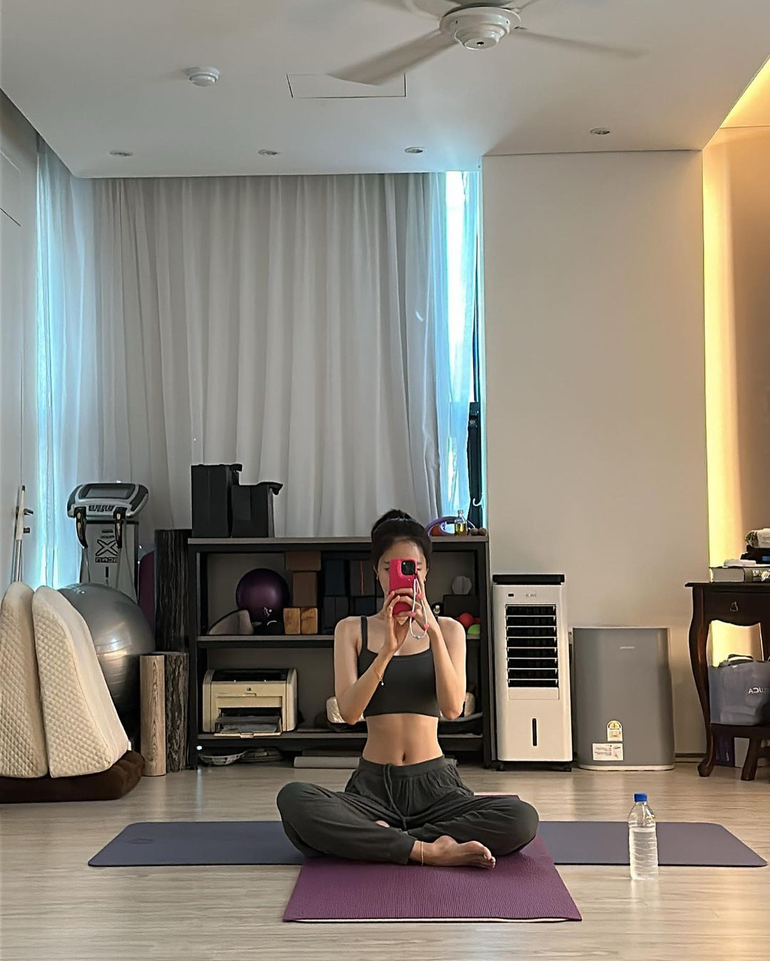 @marcellasne_