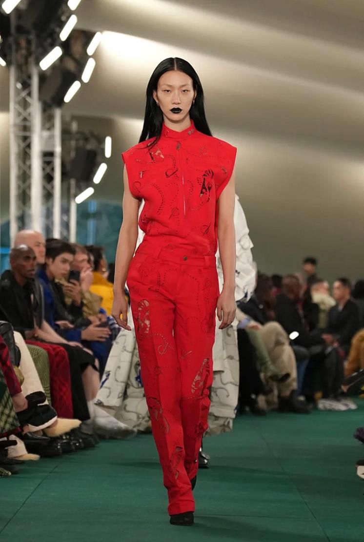 BURBERRY summer 24