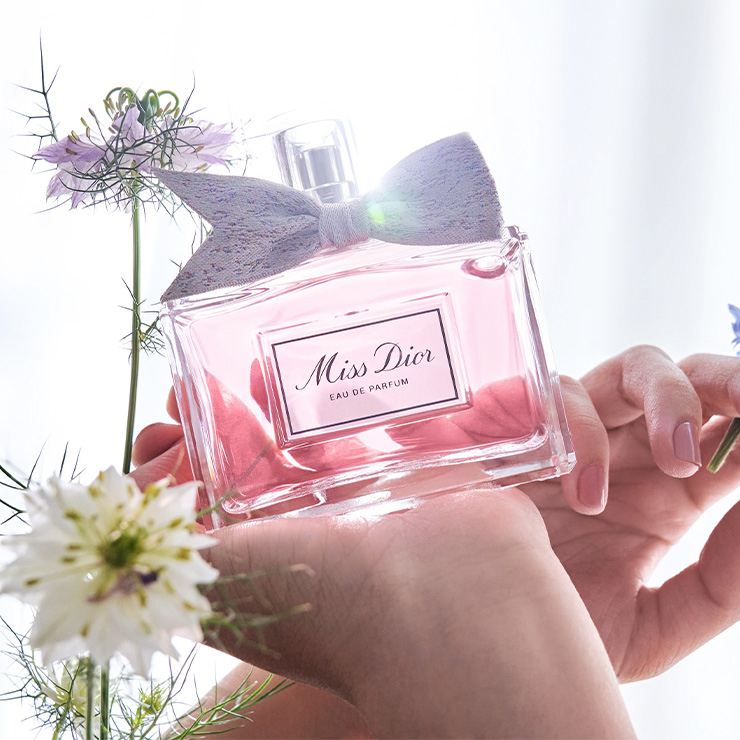 Dior 미스 디올 오 드 퍼퓸 100ml 23만5천원대.