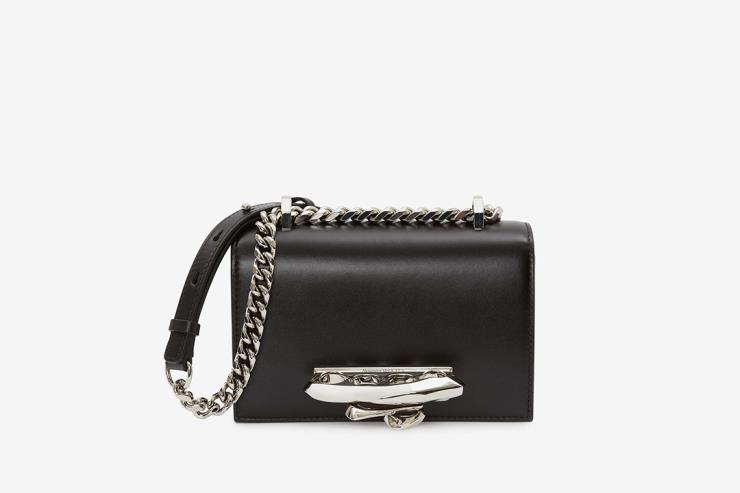 Alexander McQUEEN 스컬프추얼 미니 주얼드 사첼 2백28만원
