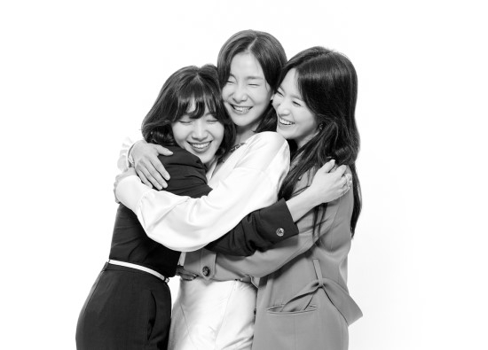 <지금, 헤어지는 중입니다> / 삼화네트웍스, UAA