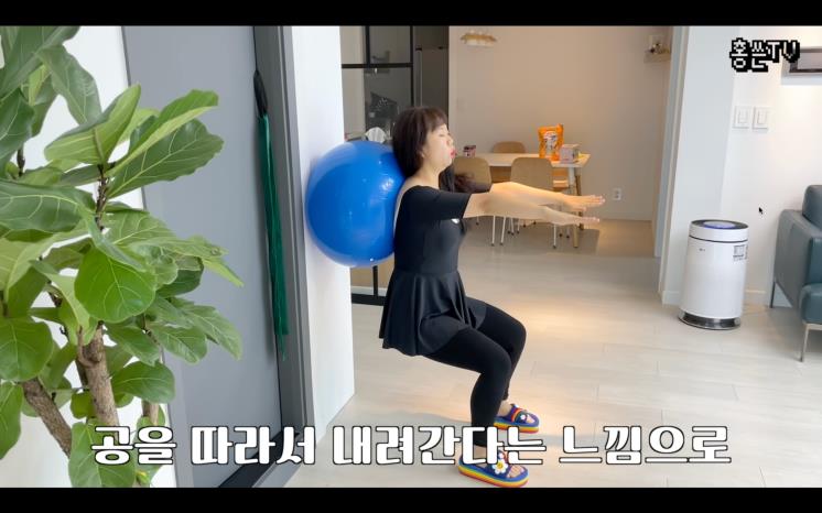 @hyunheehong