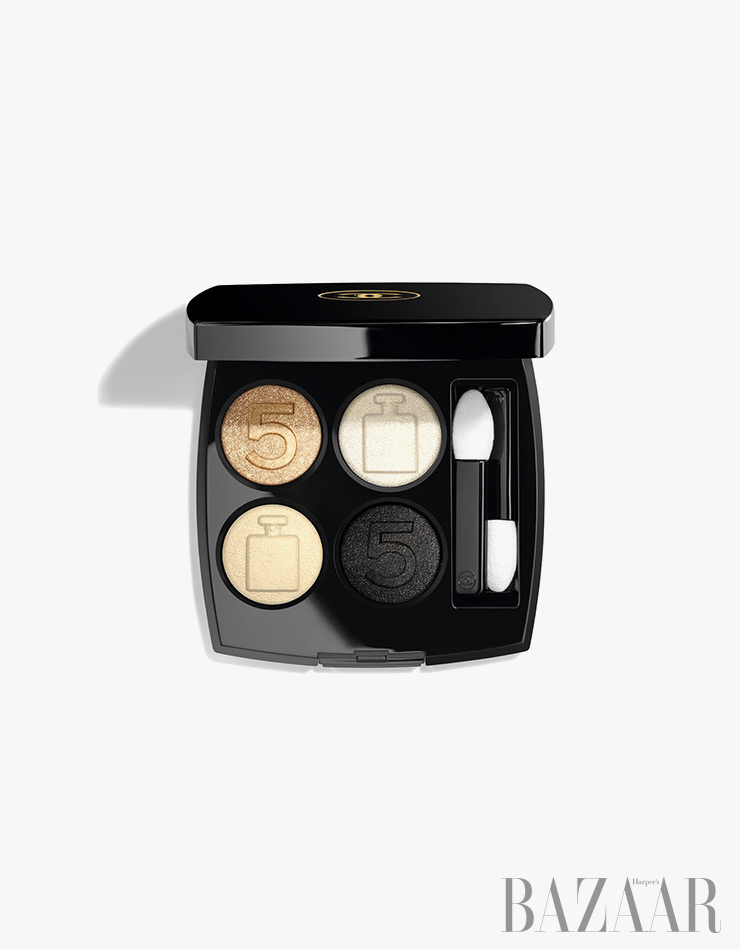 Chanel 레 꺄트르 옹브르 Nᵒ5 8만4천원.