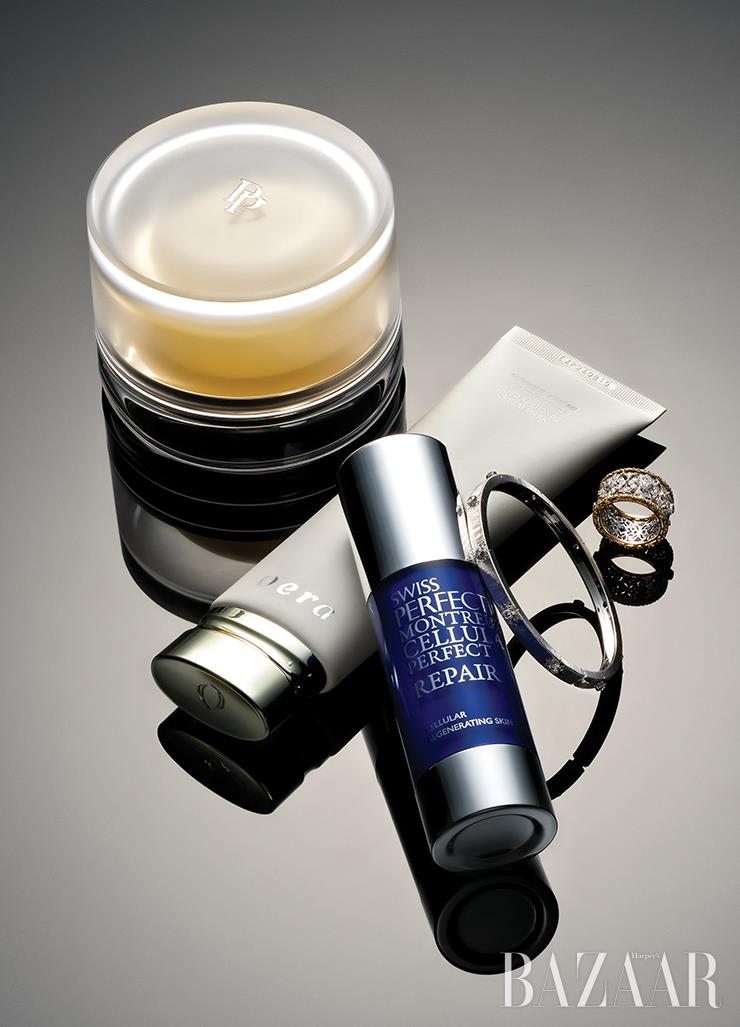 (위부터) Poiret 사봉 뿌흐 르 비싸쥐 14만9천원. Oera 래피드 리스폰스 크림 마스크 18만원. Swiss Perfection 셀룰라 리제너레이팅 스킨 크림 33만8천원. 