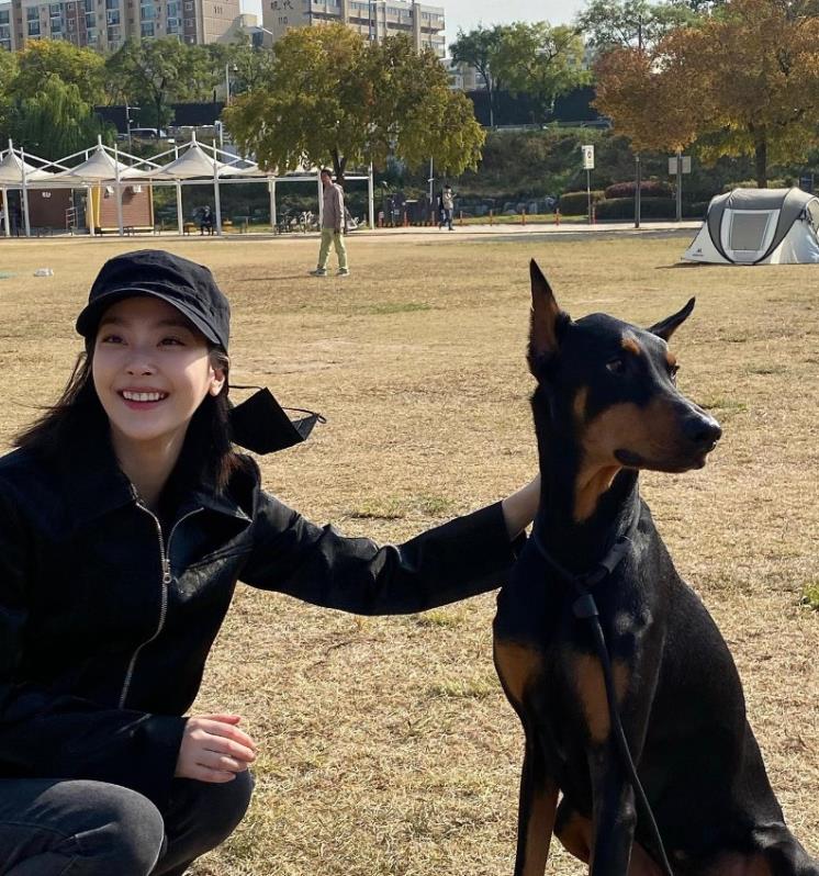 사진 / 최희진 인스타그램