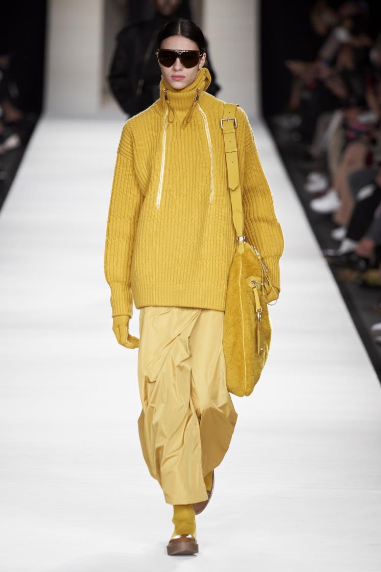 MAX MARA