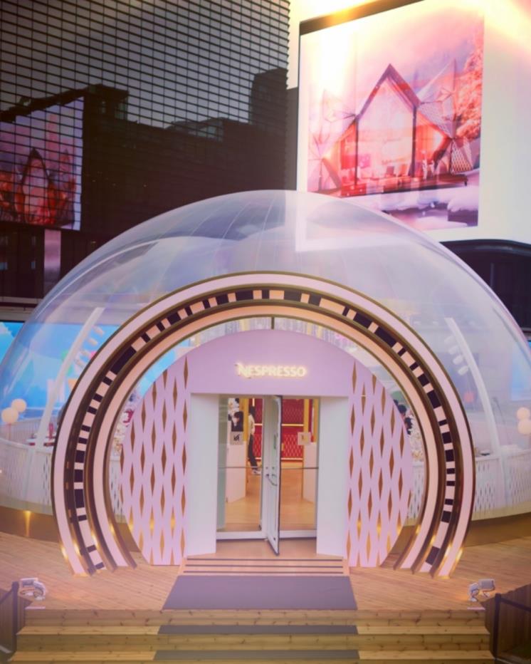 코엑스 K POP 스퀘어에 오픈한 네스프레소 '원터 원더랜드' 팝업 전경