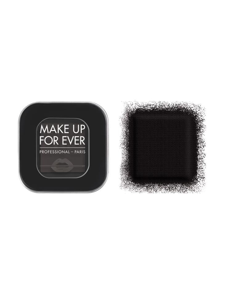 Make Up For Ever 아티스트 컬러 아이 섀도우, M-100 블랙 (리필) 3만4천원대. 케이스는 별도 구매 9천원대.