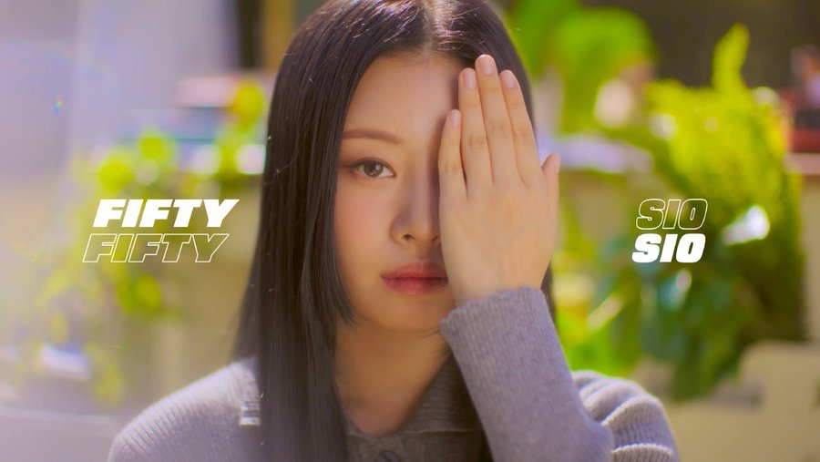 피프티 피프티의 컨셉 필름 썸네일