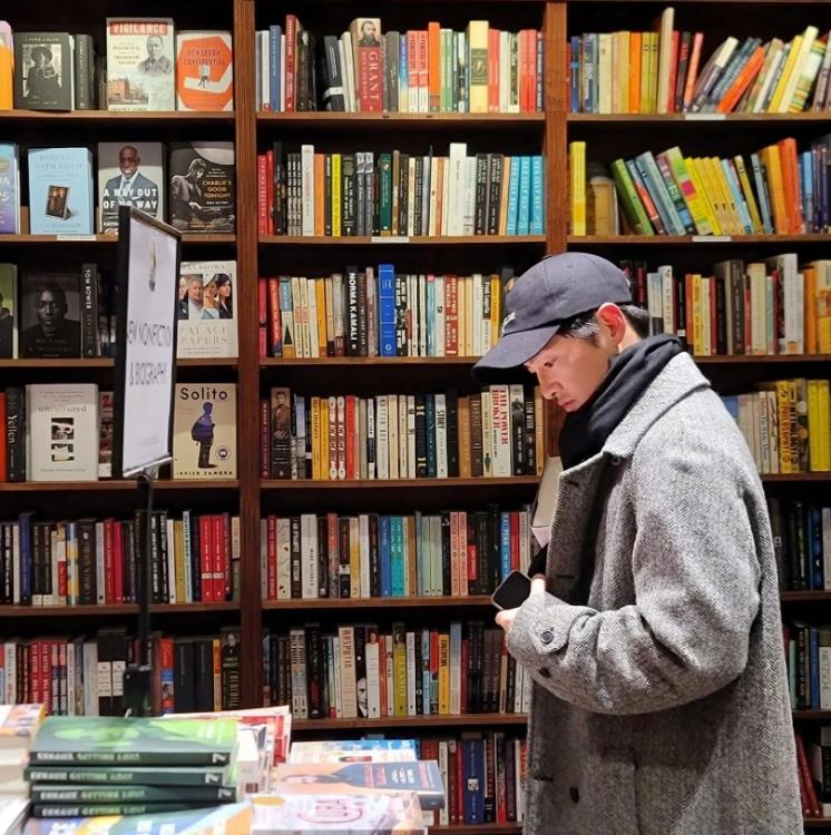 사진 / 송중기 인스타그램