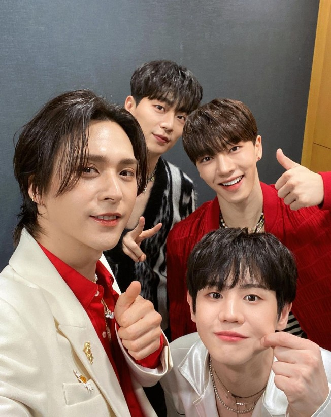 사진 / 손동운 인스타그램