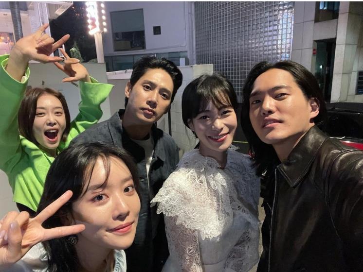 말빨 화려한 연진이와 친구들, 더글로리 명대사 6 | 하퍼스 바자 코리아
